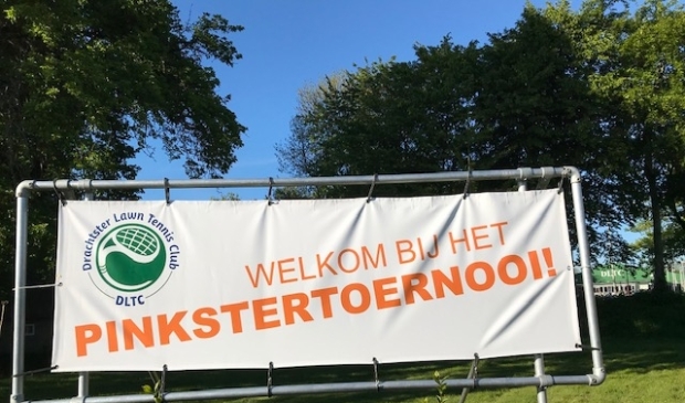 Het DLTC-Pinkstertoernooi trekt circa 175 tennissers uit Nederland naar Drachten.  