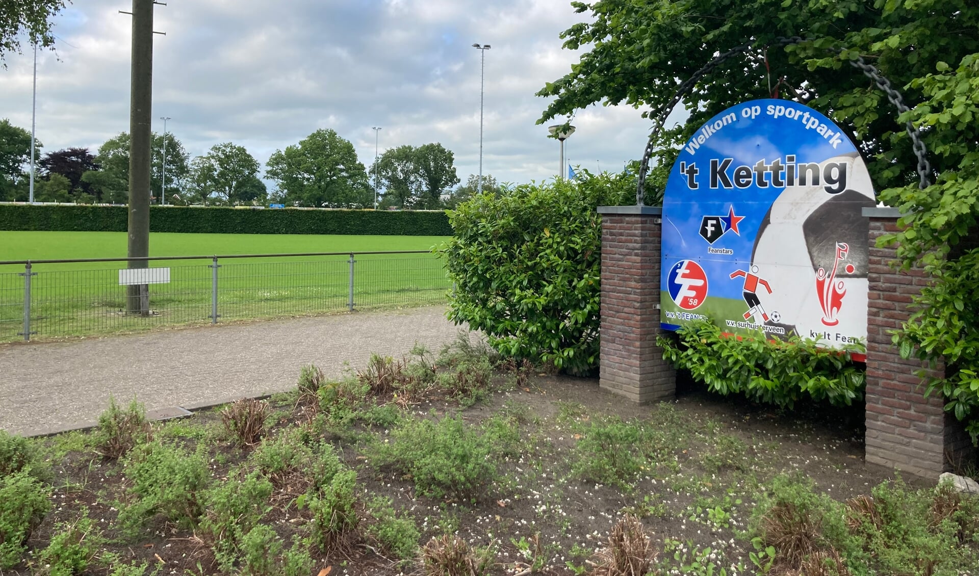 Het huidige sportpark De Ketting is te klein voor beide voetbalclubs.