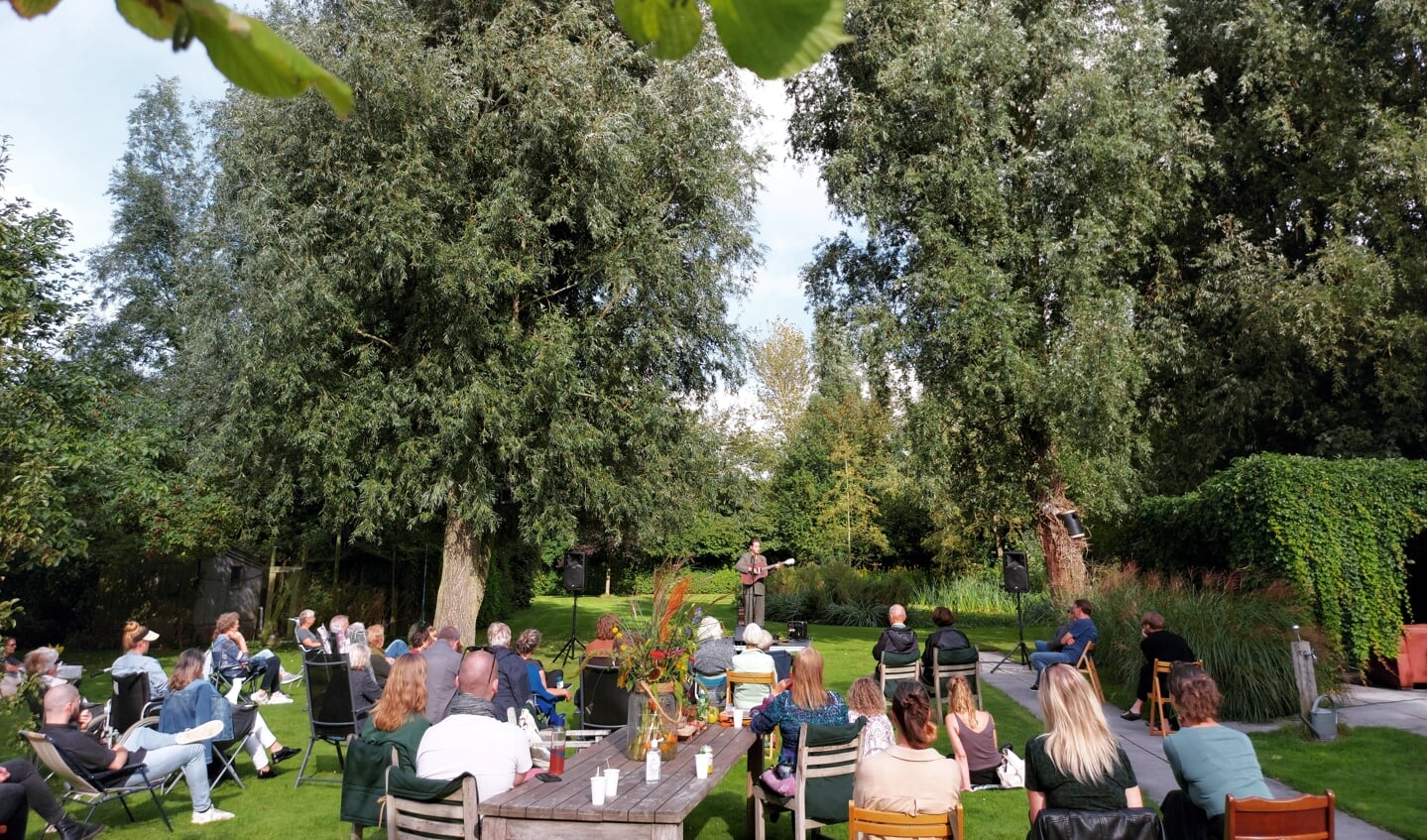 De vorige editie van Tuinconcert in Burdaard.