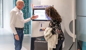 Trots! Vrijwilligerswerk in Ziekenhuis Nij Smellinghe bestaat 40 jaar