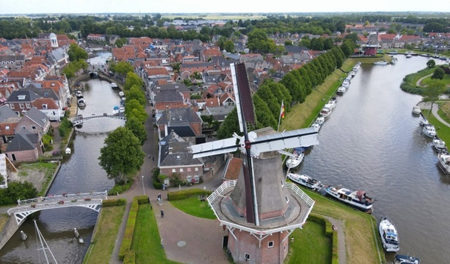 Molen Zeldenrust in Dokkum. Een voorbeeld van de nieuwe foto's die verkrijgbaar zijn via de nieuwe fotowinkel van Weekblad Actief.