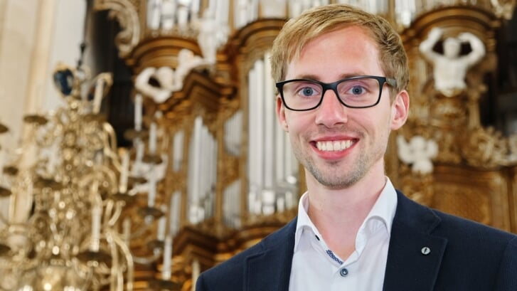 Organist Gert van Hoef 