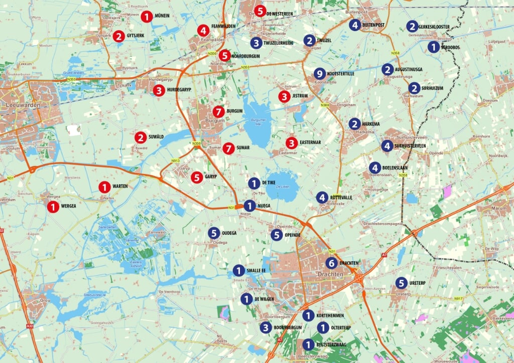Op de kaart de carbidlocaties waar een vergunning voor is afgegeven. In blauw de dorpen uit de editie Zuid en in rood een deel van de locaties uit de editie Midden. Scan de QR-code voor een impressie van het carbidschieten in Burgum in 2020.