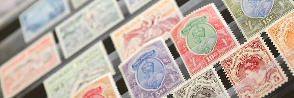 De taxatiespecialisten van Feddema nemen ook graag uw postzegelverzameling onder de loep.