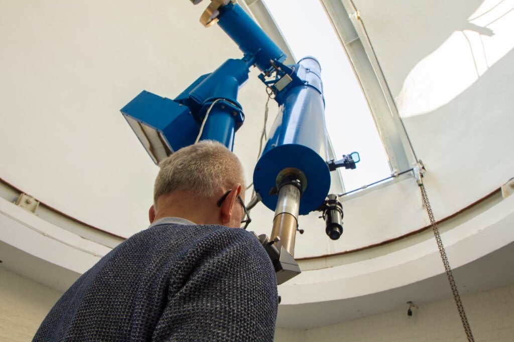 De Miedema telescoop is een van de vijf telescopen van Observeum.