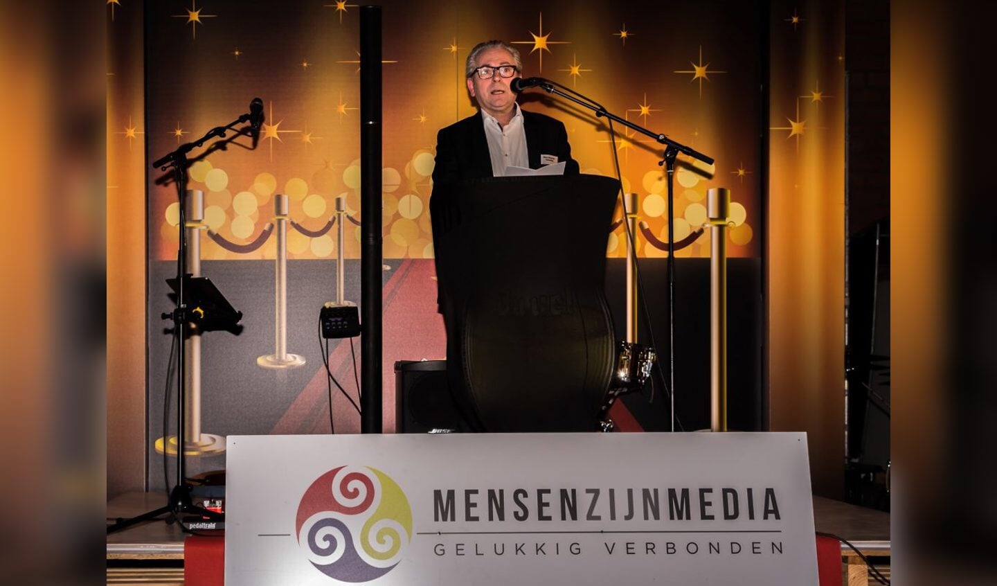 Unizo Mortsel-voorzitter Marc Drexeler verwelkomt de genodigden