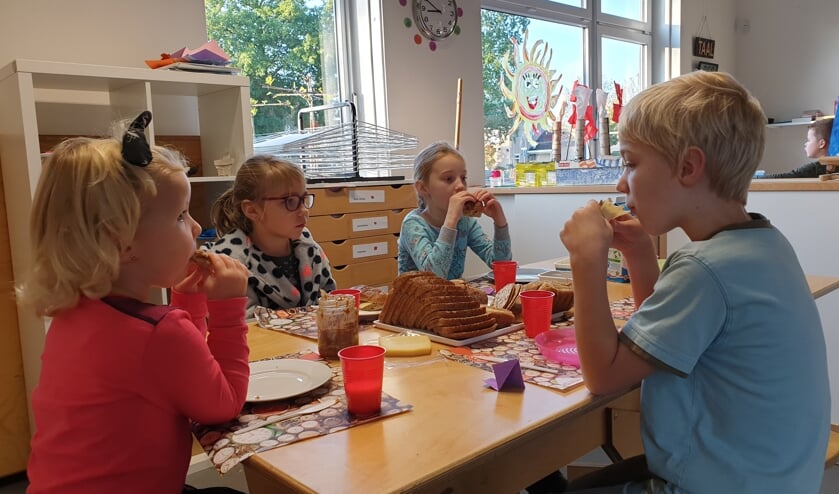 Saar, Yinthe, Roze en Niko