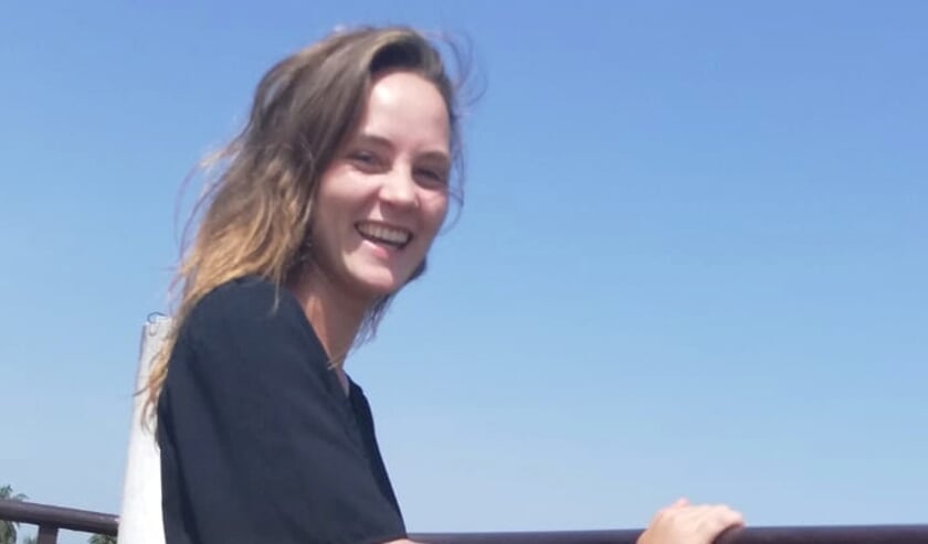 <p>Anniek Menkehorst (24)</p>