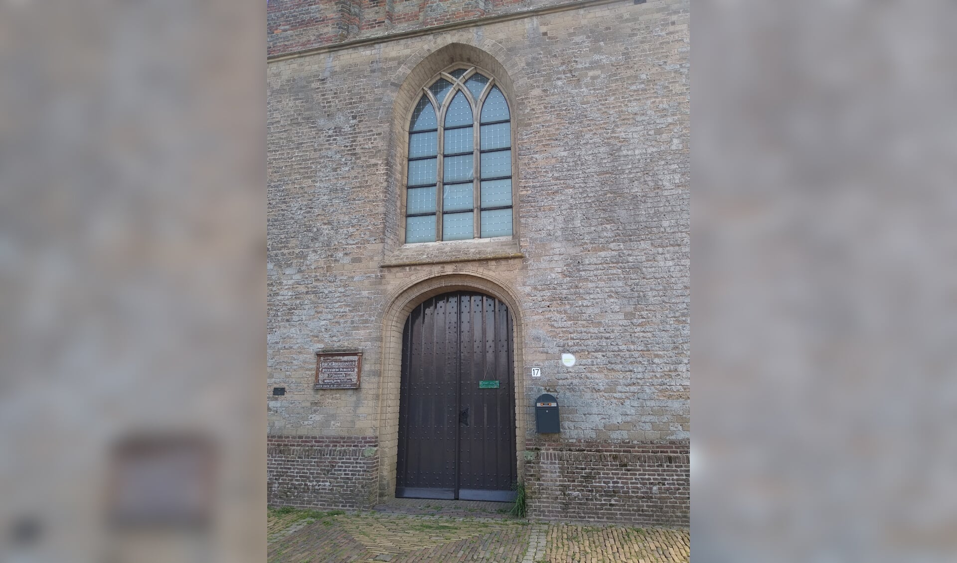 Entree Pancratiuskerk.