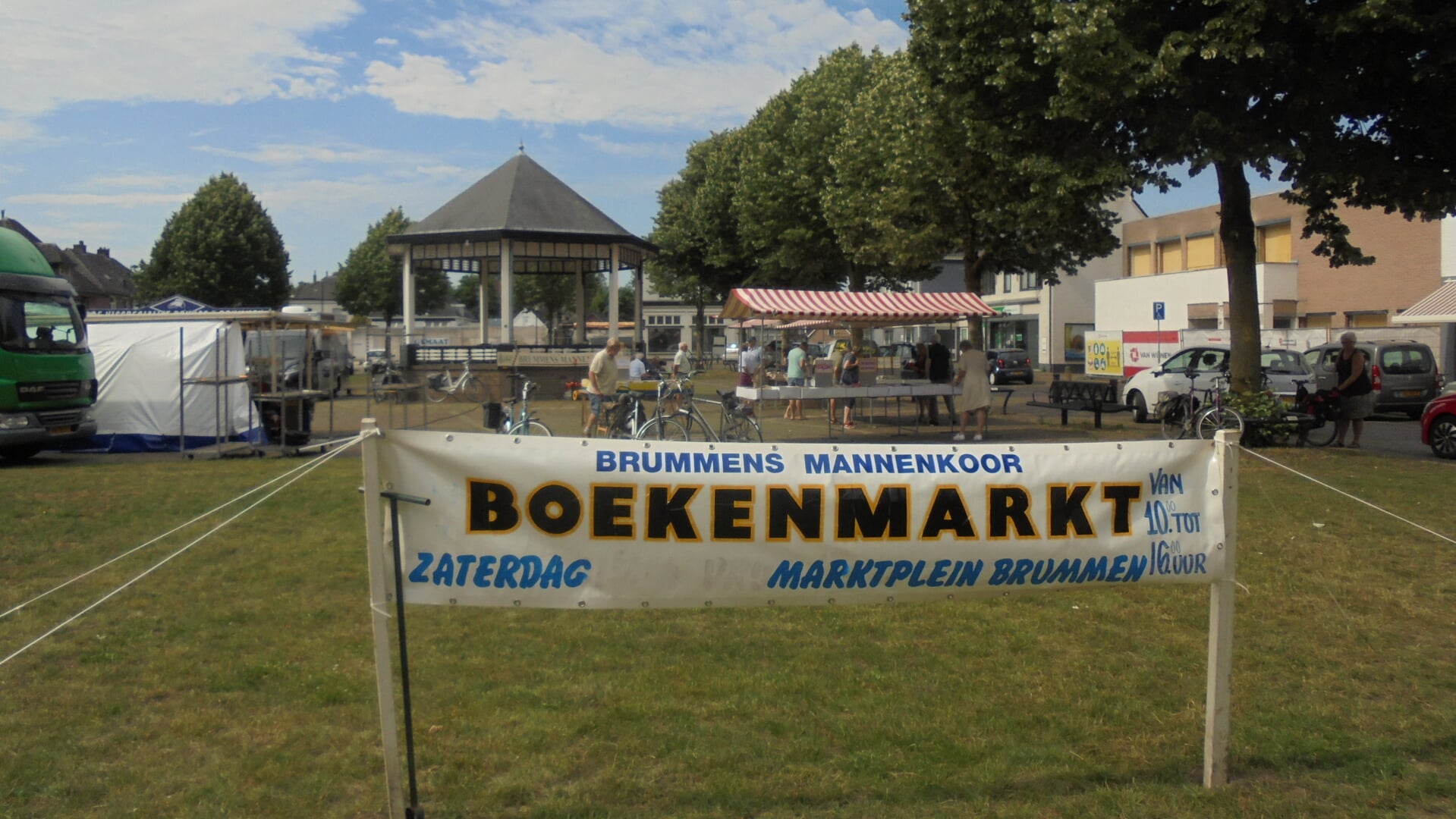 Boekenmarkt van het BMK blijft op het Marktplein te Brummen.
