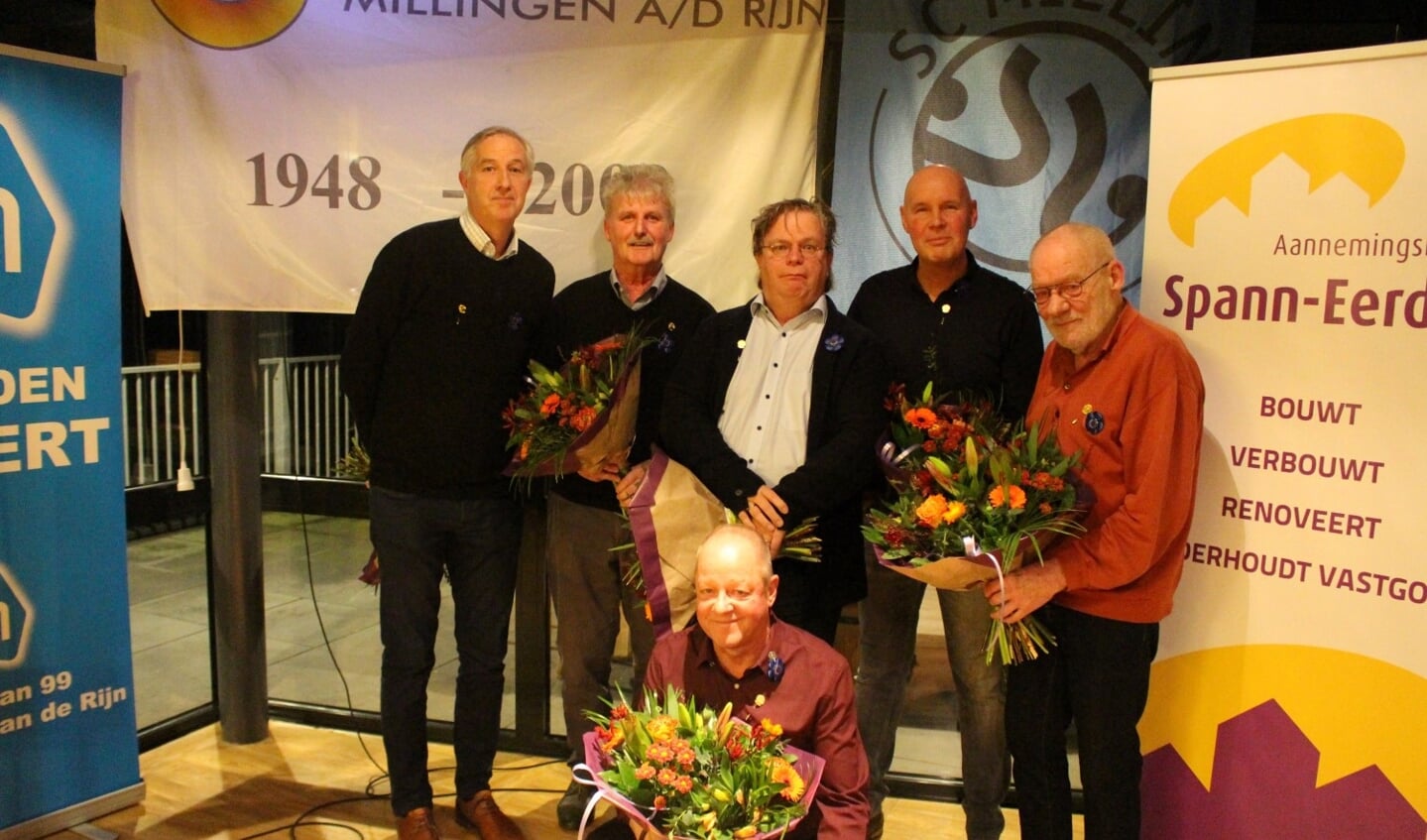 50 jaar: Alex Hanssen, Herman Heijmink, Arnold Raats, Rob Menting en Ben Burgers,vooraan zittend:  Peter Verheijen.(foto: Emiel Hermsen en Hans Driessen)