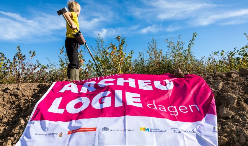 Opgraving tijdens de Nationale Archeologiedag. (foto: Ivo Hutten)