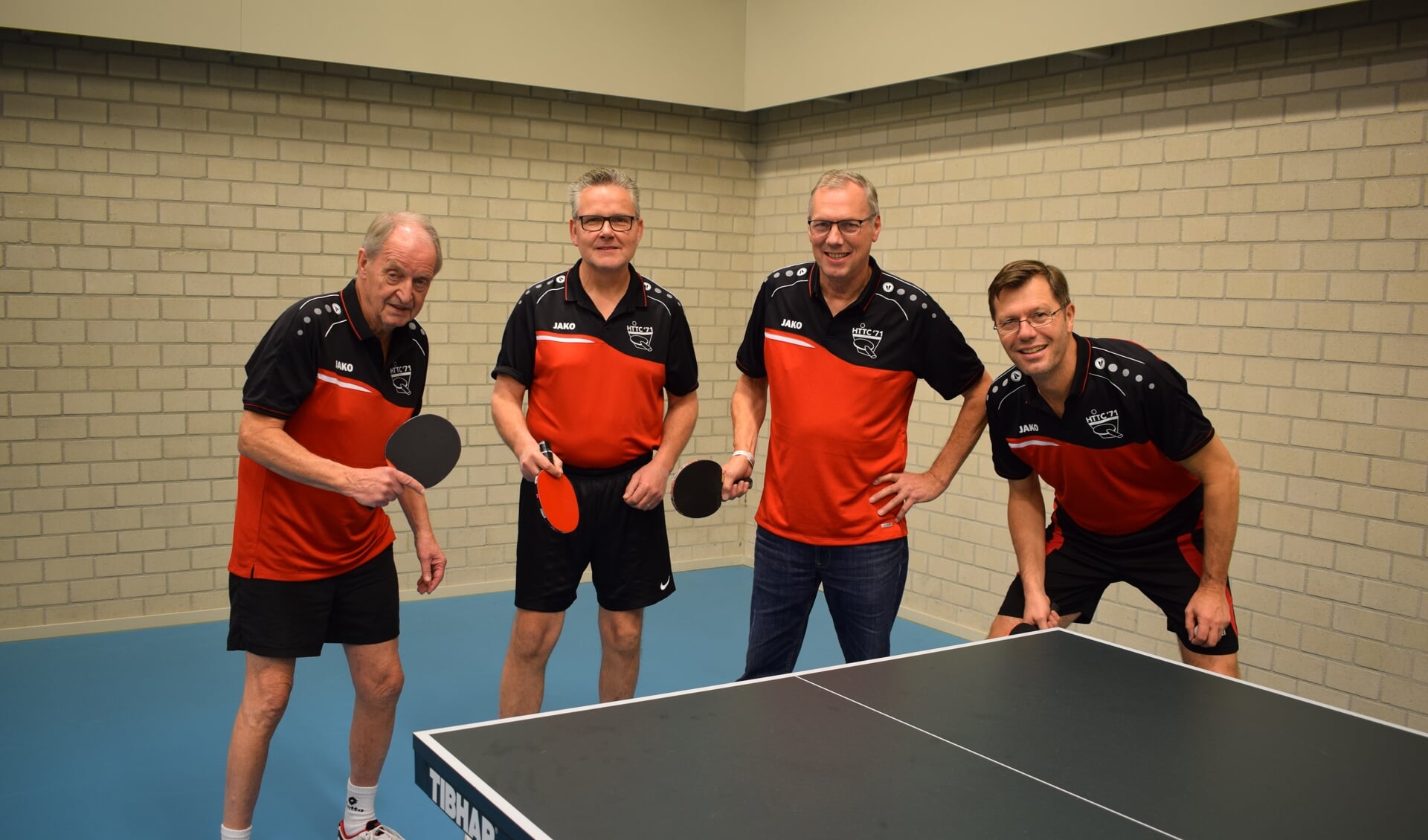 De kampioenen Hans, Ruud, Johan en Frank. (foto: Henk Barends)