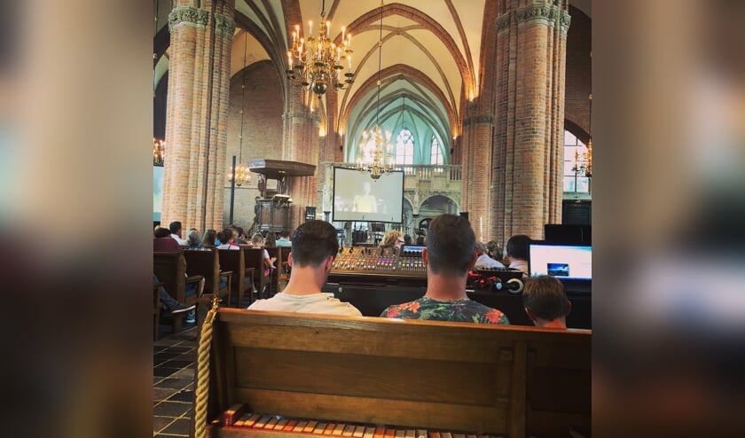 Jongerendienst in Cunerakerk Rhenen.