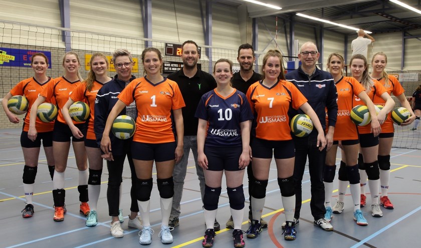 Team met sponsor . (foto: Niels Sparnaaij @ foto Mireat)