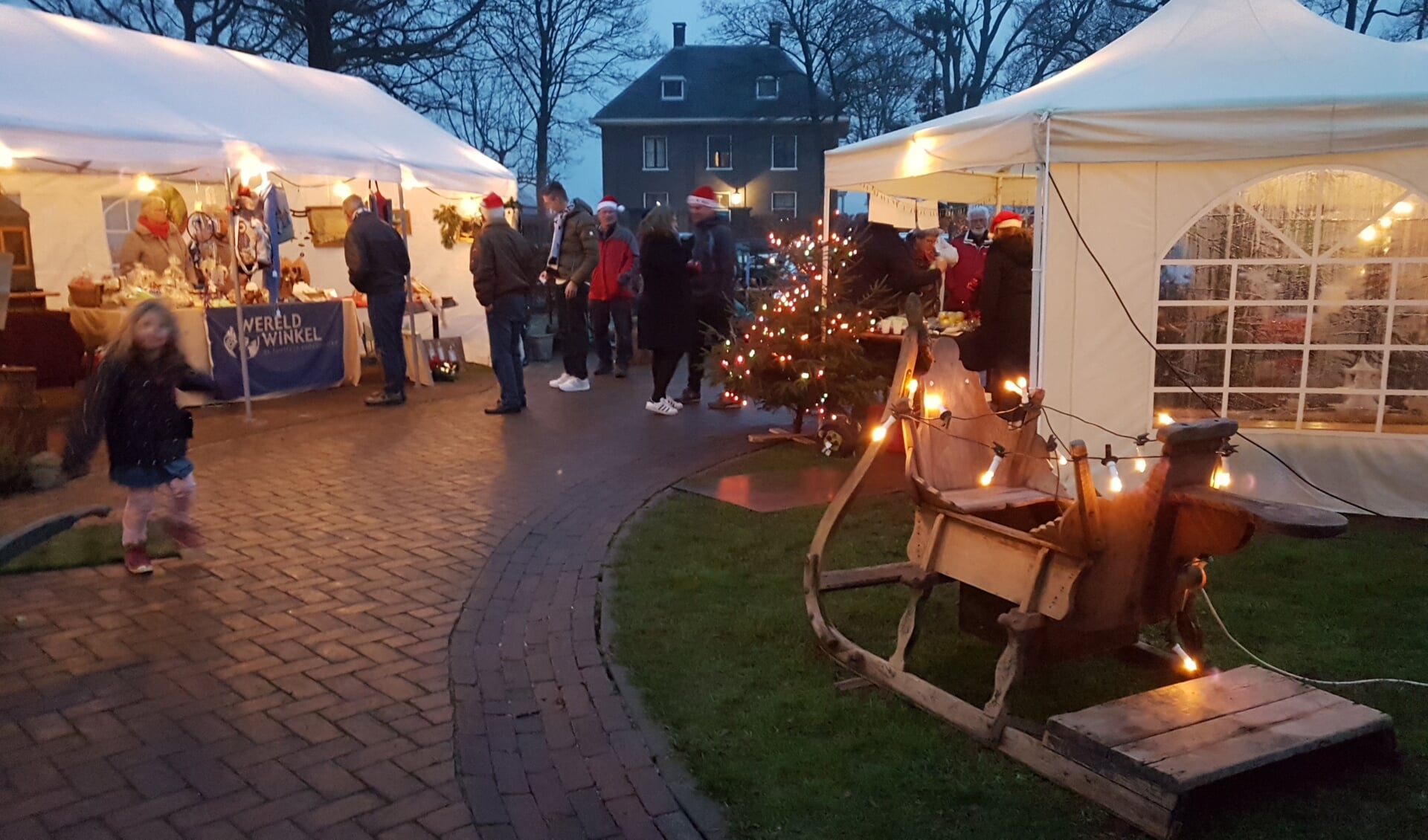 Kerstmarkt Buurderij De Lage Hof. (foto: Piet Henskens)