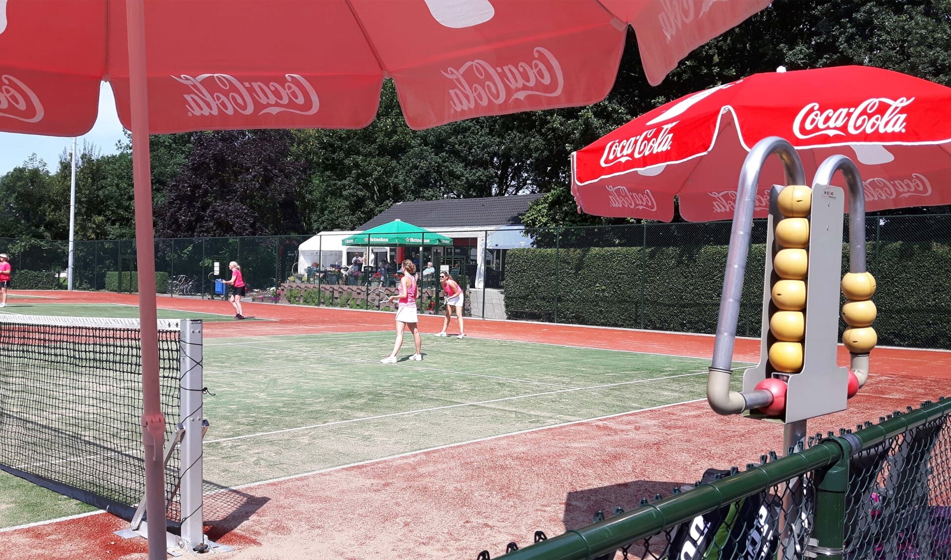 Tennispark TC Valburg. (foto: Willem Wunderink)