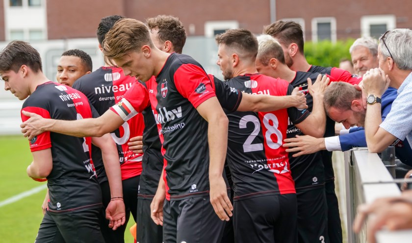 18-05-2019: Voetbal: De Treffers v Jong Almere City FC: Groesbeek2de divisie 2018-2019 (l-R) De Treffers viert de 1-0 bij geblesseerde Bas Hendriks