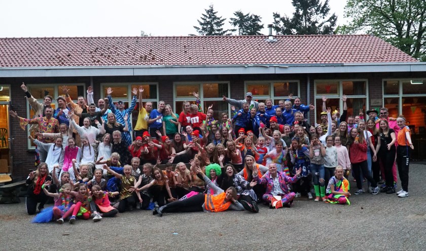 Jeugdleden en begeleiders HV Huissen. (foto: Karin Sluiter)