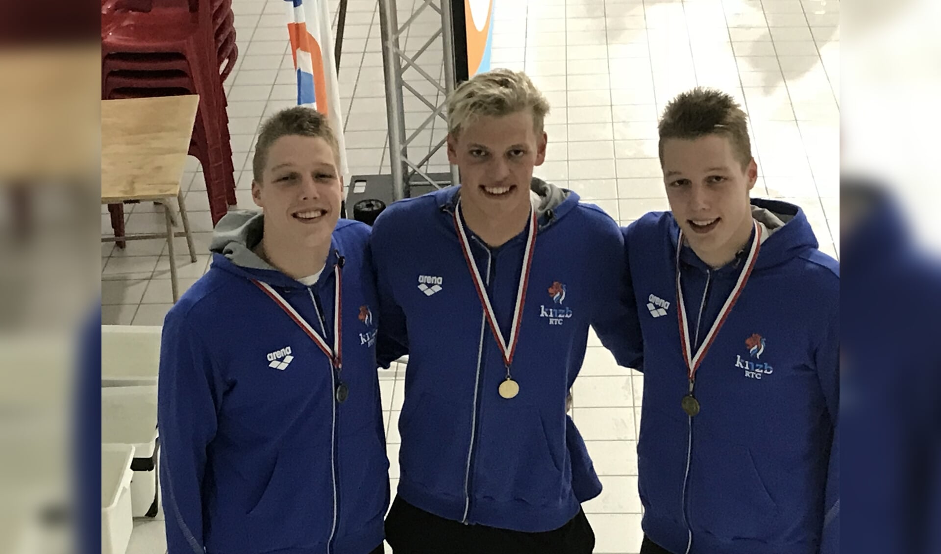 NJK: 400m vrije slag: Sander Crooijmans, Luc Kroon en Vincent Crooijmans (zilver, goud, brons). (foto: Mieke)