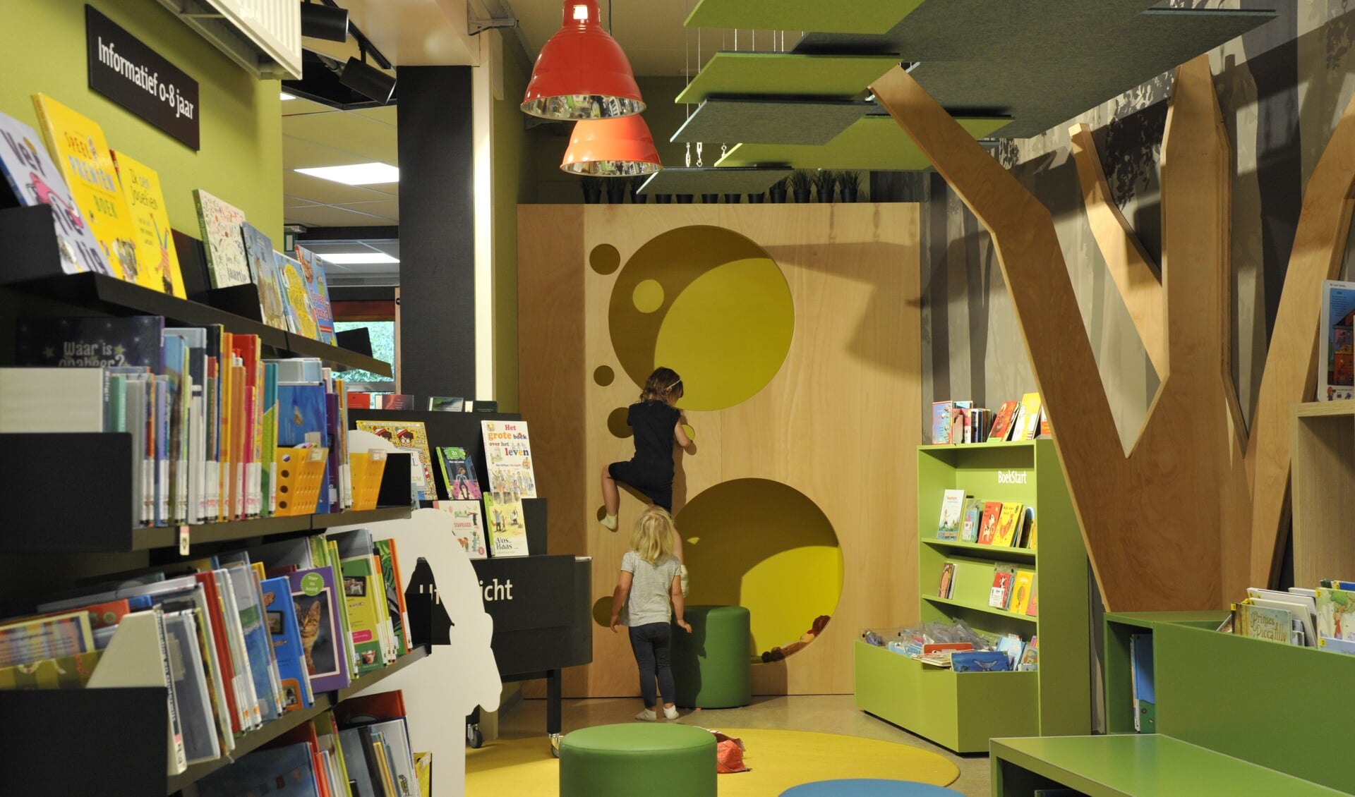 De vernieuwde jeugdafdeling in Bibliotheek Beek-Ubbergen. (foto: Kyra van Hulzen)