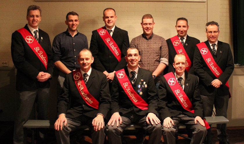 Het volledige bestuur van Sint-Andreas. Zittend van links naar rechts: Jan Polman, Nicky Thomassen, Gerald Arns. Staand Fred van Uem, Davy van Uem, Thijs Derksen, Bas Heijneman, Robin Bremer en Jacco Brouwer. (foto: Sven Ograjensek)