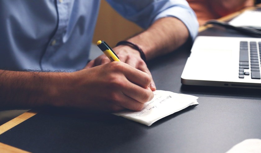 Schrijven. (foto: Startup Stockphotos)