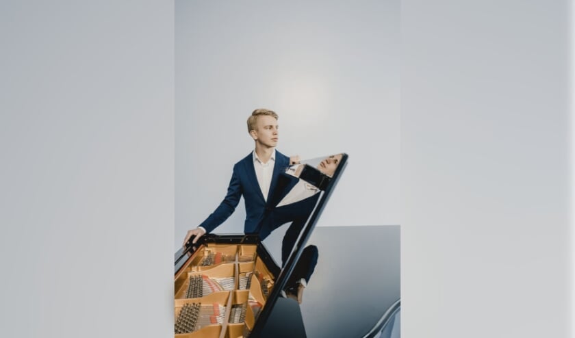 <p>Ramon van Engelenhoven - pianist.</p>