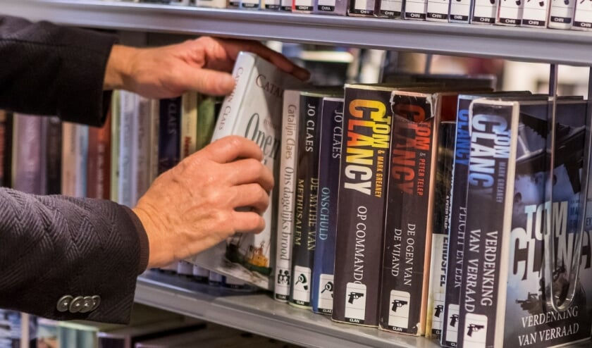 <p>Bibliotheken zijn alleen open voor afhalen en inleveren van bibliotheekmateriaal. (foto: Marcel Krijgsman)</p>