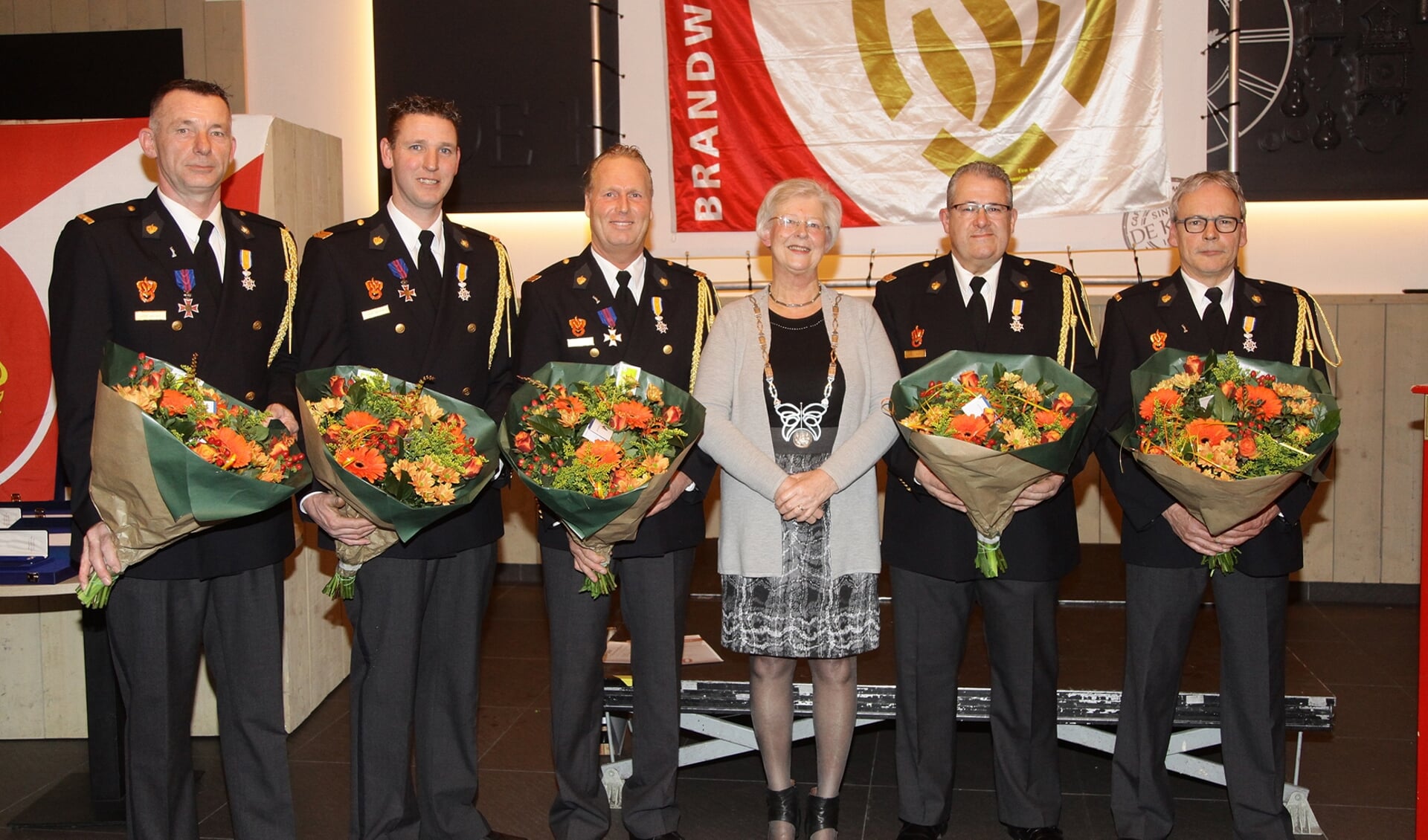 Van links naar rechts: John van Bon, Jan-Willem Gerritsen, Carel-Jan Lenderink, Gert-Jan Meijer en Walter Leensen. (foto: niels sparnaaij@fotomireat)