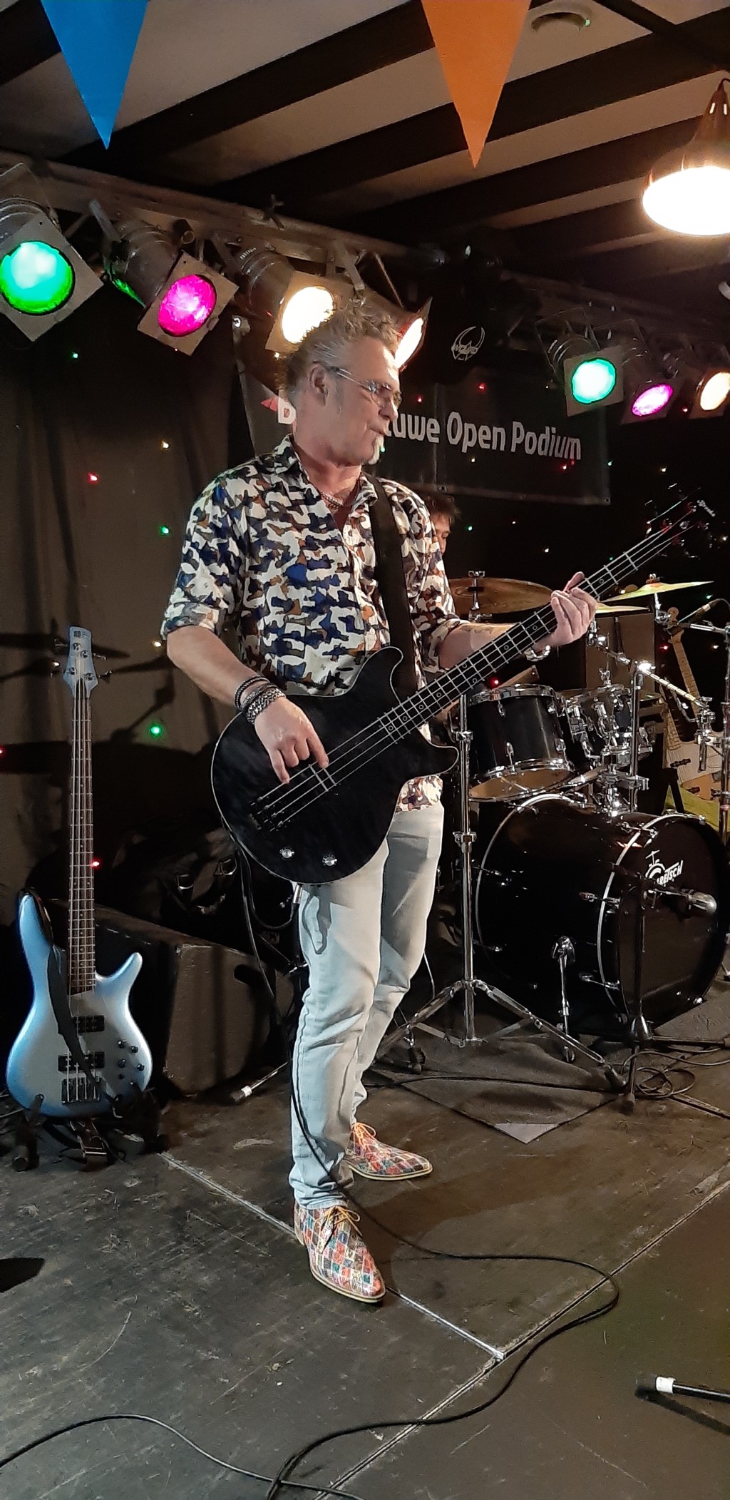 Zanger/bassist van Rosco P