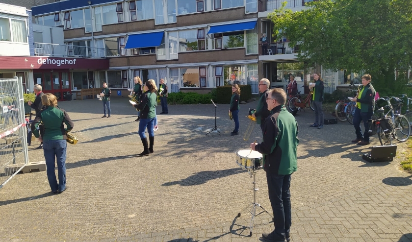 Mini-aubade bij De Hoge Hof. (foto: Anne-Marit Mathijssen)