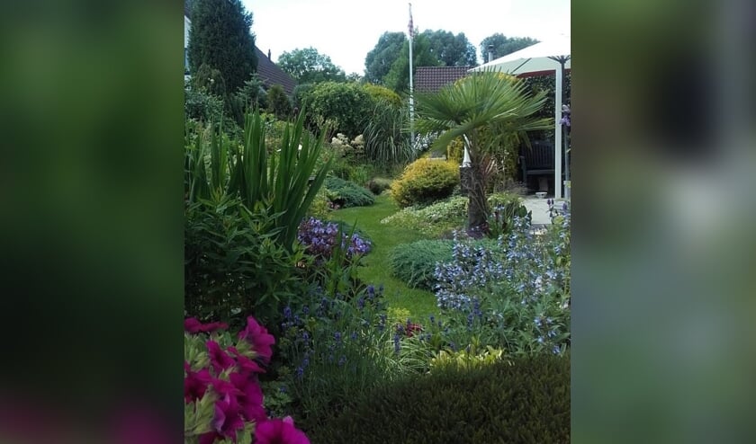 Tuin Blomhof, Nieboerplein 1, Zetten. (foto: Henk Blom)