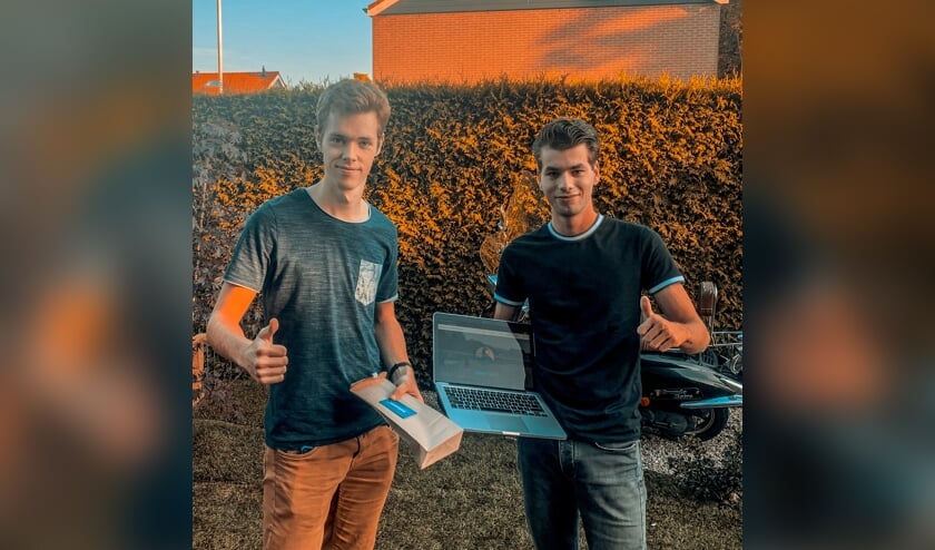 De makers van de website. (foto: Richard Verwoert)