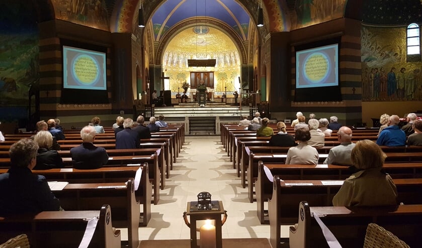 Eucharistieviering. (foto: Jan Polman)
