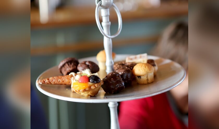 <p>High tea. (foto: Welzijn Rivierstroom)</p>