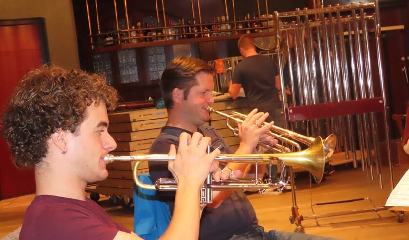 OBK heeft heel wat oefenuren in het jubileumconcert zitten.