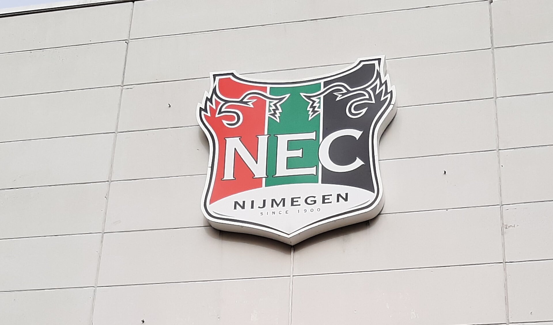 NEC is op zoek naar een stukje geschiedenis.