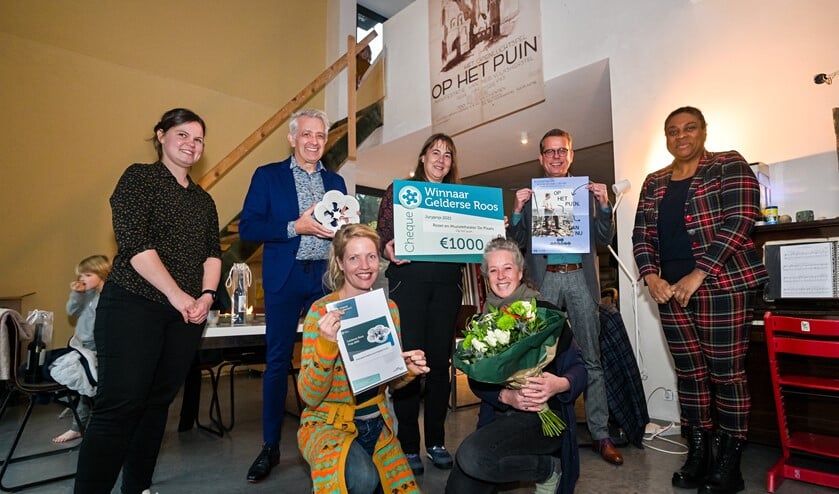 Muziektheaterspektakel Op het puin van Rozet en De Plaats wint Gelderse Roos Juryprijs 2021.  