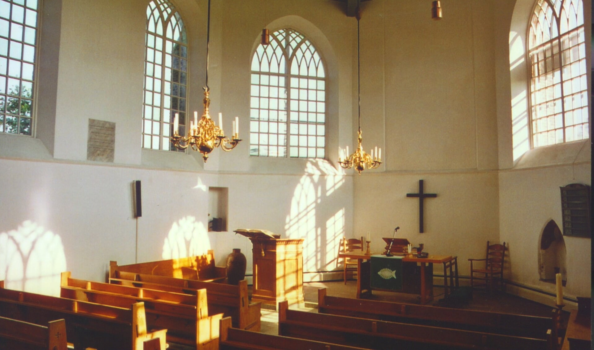 Het interieur van de kerk. (foto: Lian Steenhof)