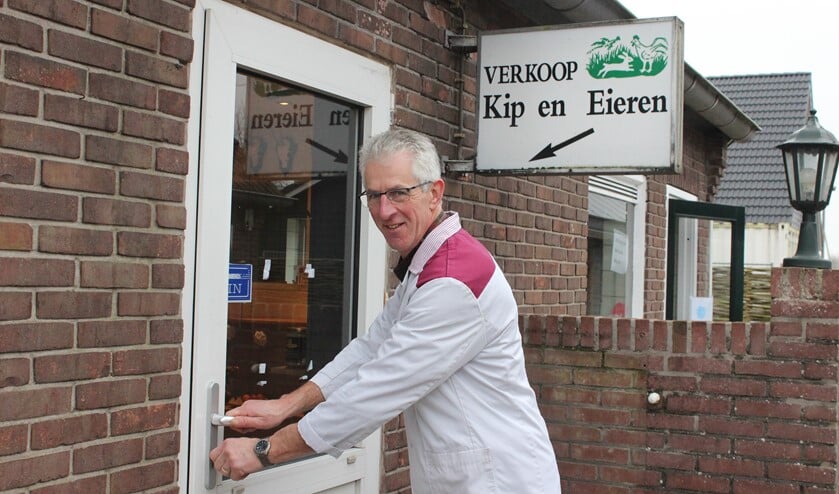 Poelier Karel Hoogsteder heeft zijn zaak in Driel gesloten. 
