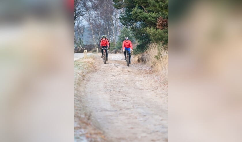 <p>Mountainbikers. (foto: Natuurmonumenten)</p>