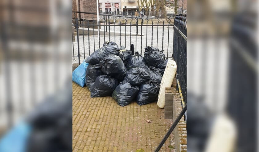 <p>Het resultaat van een ochtendje prikken. (foto: Elenor Arends)</p>