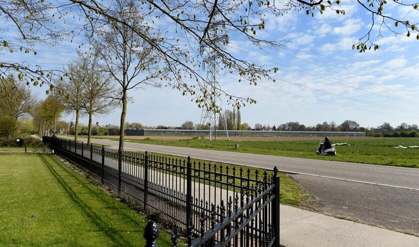 <p>Woningbouw aan de Zandsestraat Bemmel roept ook politieke vragen op. (foto: Sjaak Veldkamp)</p>