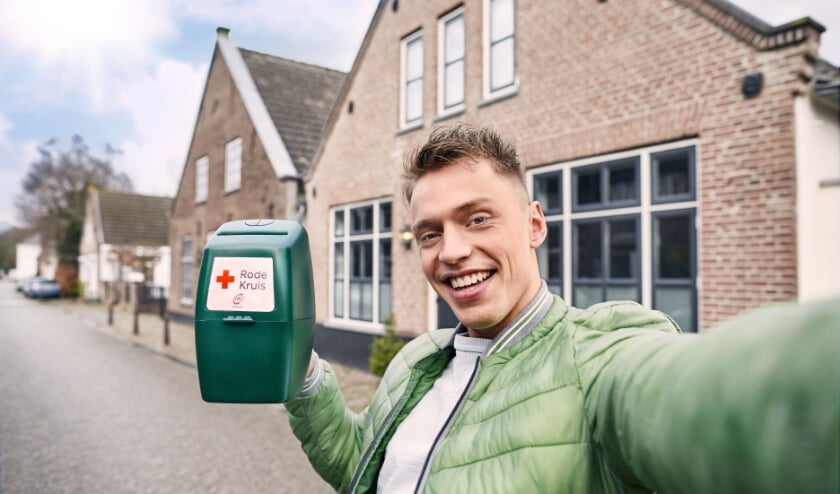 <p>Help ons helpen en geef aan de collectant of via de bankrekening. (foto: Rode Kruis)</p>