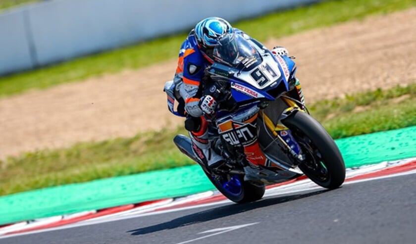 <p>Bastien Mackels in actie op het circuit van Most in Tsjechië. (foto: SWPN)</p>