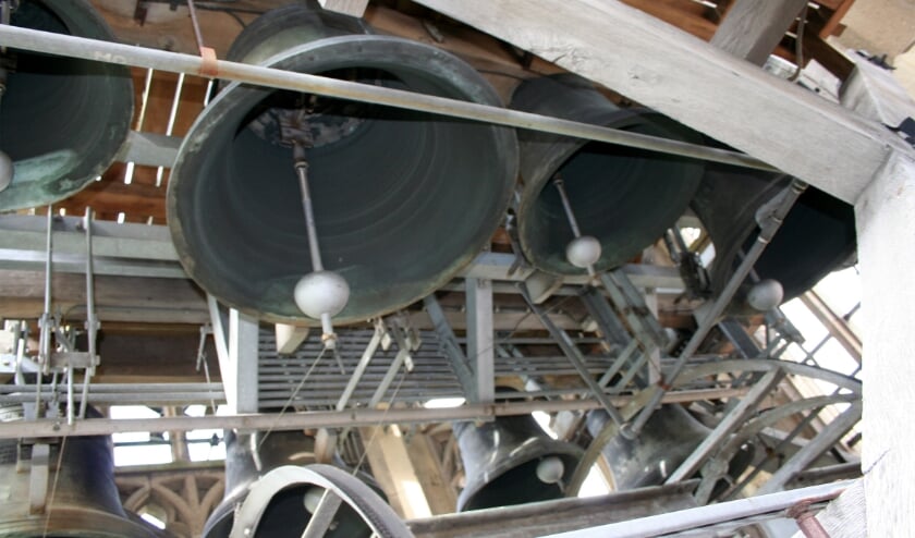 <p>Klokken in Cuneratoren Rhenen. (foto: Arnold van Hooft)</p>