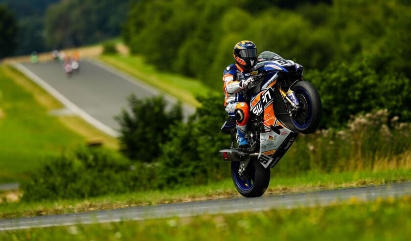 <p>Bastien Mackels in actie op het circuit van Schleiz. (foto: SWPN)</p>