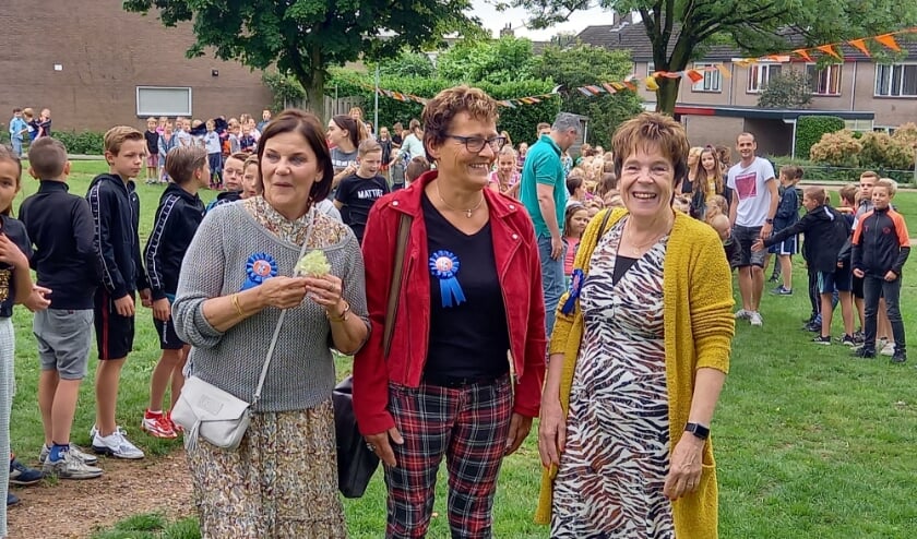 <p>Van links naar rechts: Josje Smans, Tine Loeffen en Thea Hendriks.</p>