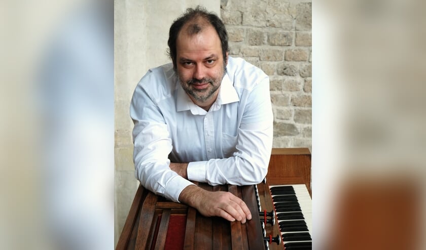 <p>Dirk Luijmes, organist. (foto: Arjen Faber)</p>